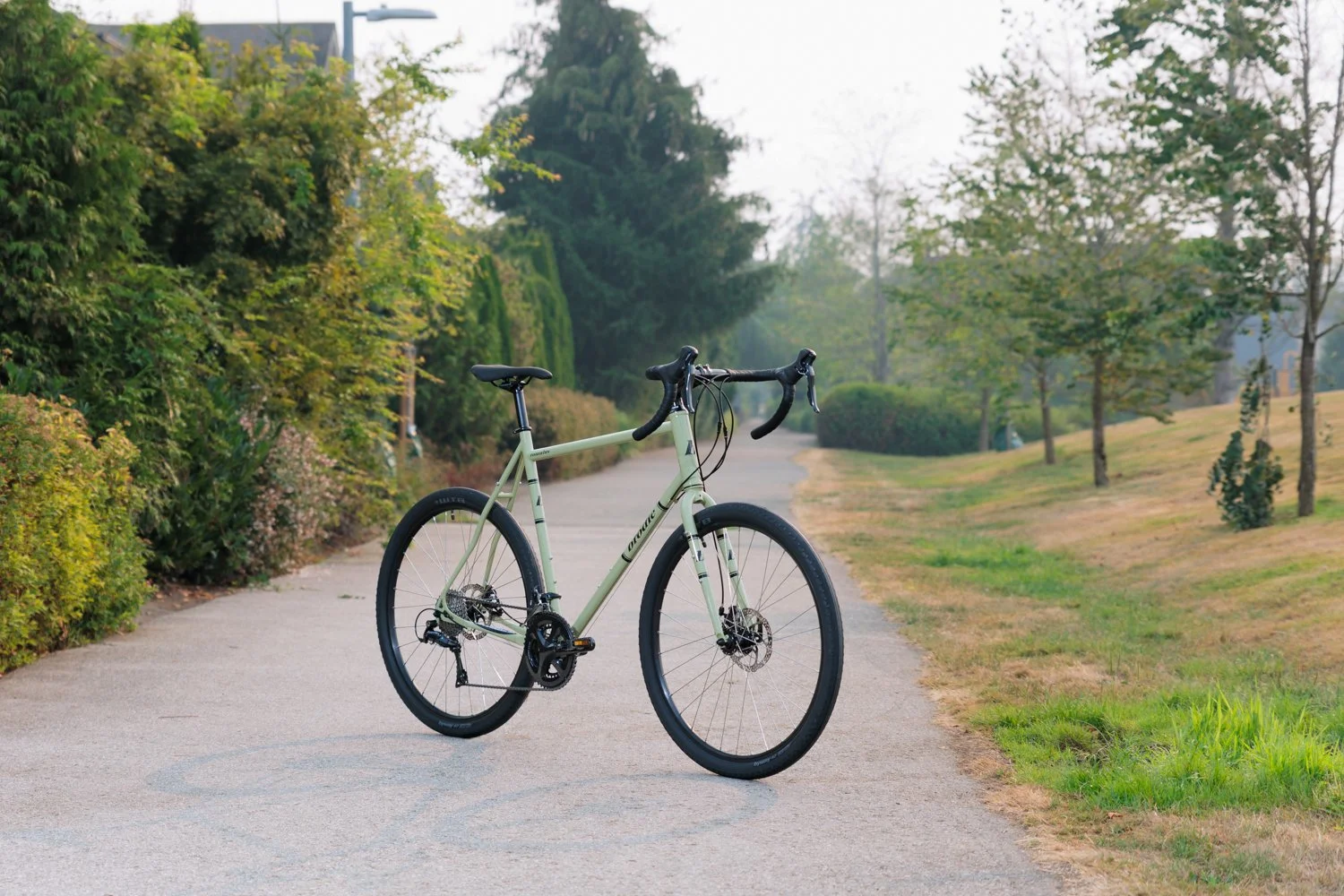 RomaRo BR08TOURSELECT 21° DERAMAX UX F６Ｓ Romax Adventure 1.0 — Brodie Bicycles